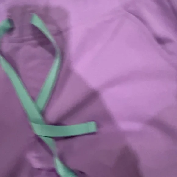 Figs zamora light purple Petite Large pants - Picture 2 of 16